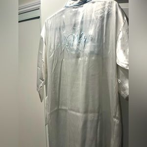 NWOT Robe